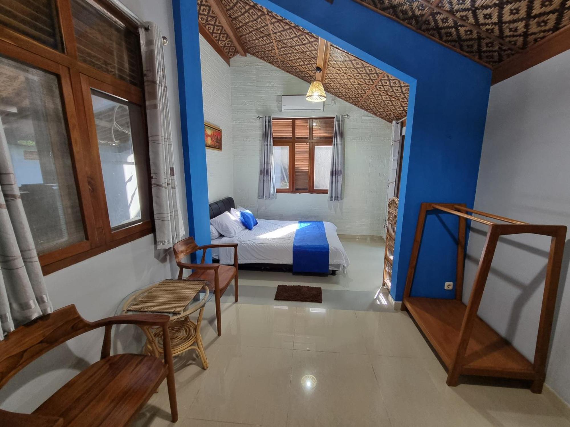 Istana Ombak Eco Resort Pacitan Buitenkant foto